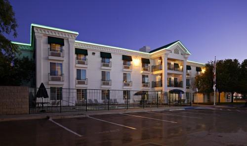 Sequoia Inn Hanford Esterno foto
